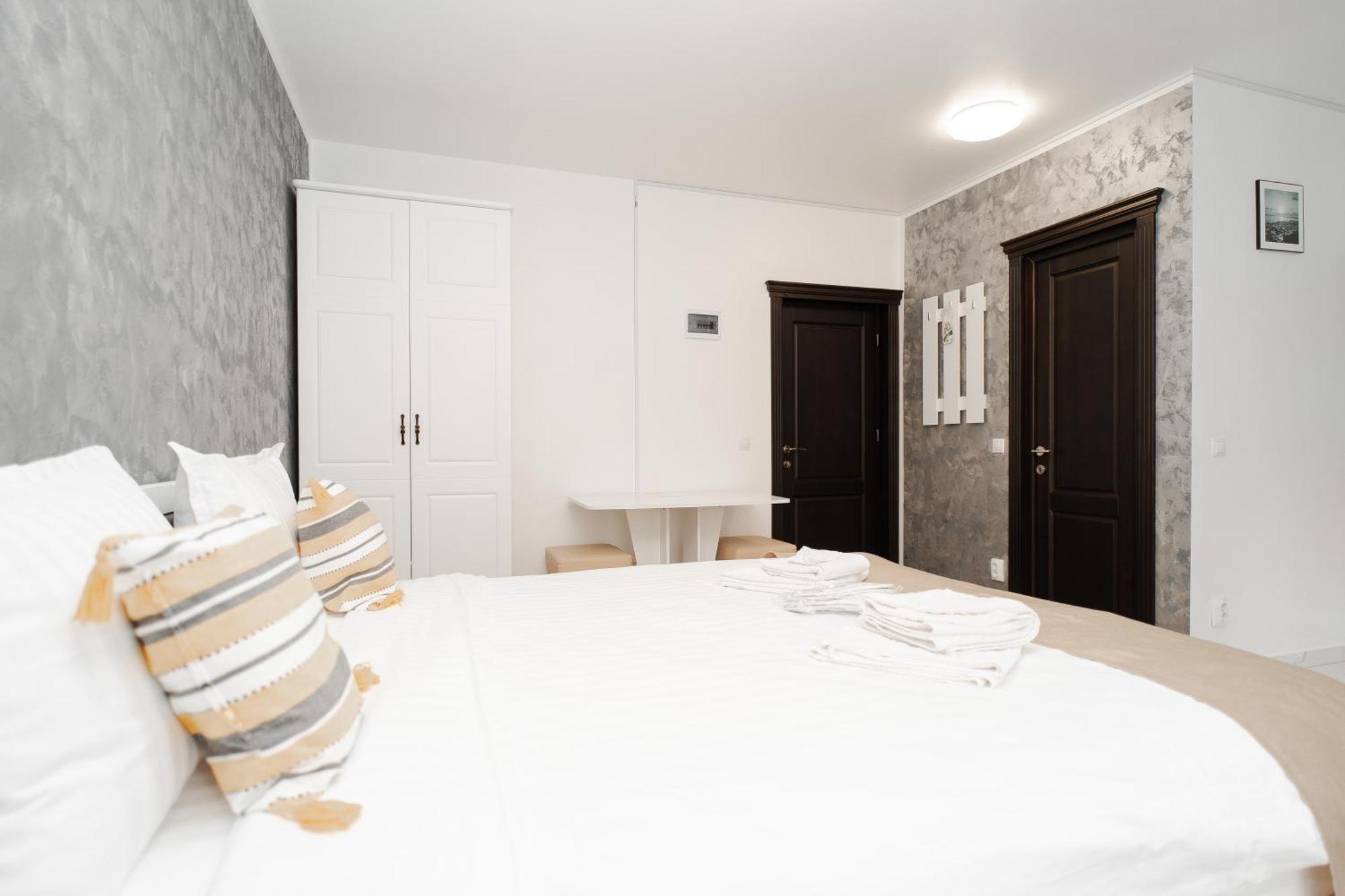 Grey Boutique Hotel Palas Яш Екстериор снимка